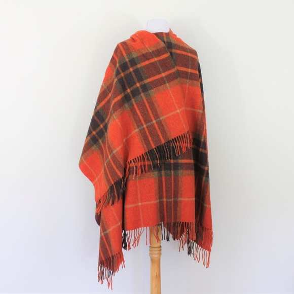 New Made in Ireland Lambs' Wool Wrap Cape Plaid Orange Tan - Picture 4 of 9